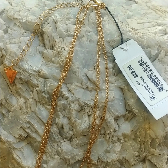 Guess Necklace - Picture 9 of 9